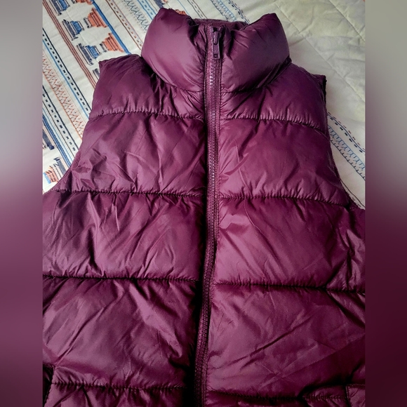 Old Navy Vest - Picture 2 of 5